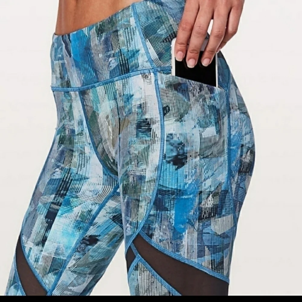 Lululemon On Pace Crop *21